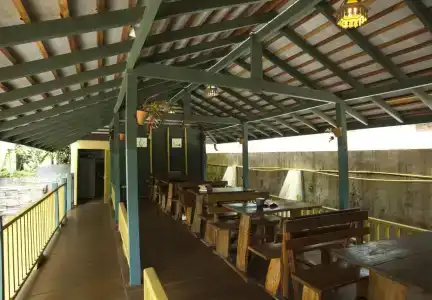 Sunshine Inn Resort - 19
