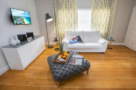 Beachside All Suites - 41