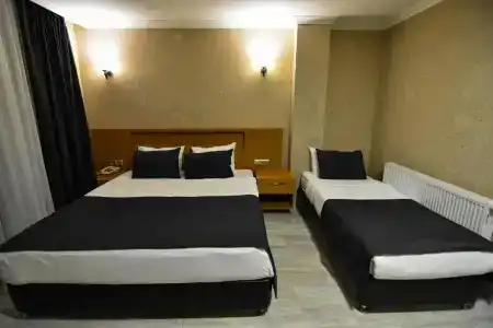 Sandal Otel - 117
