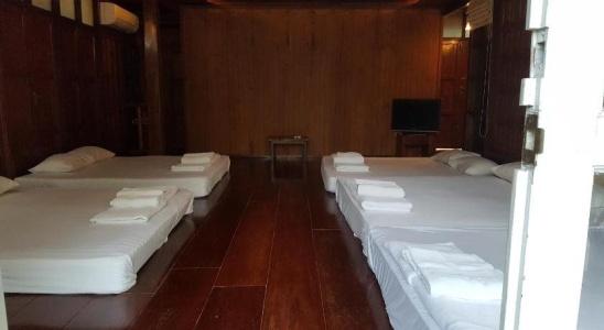 Ruean Mai Chai Khlong - 25