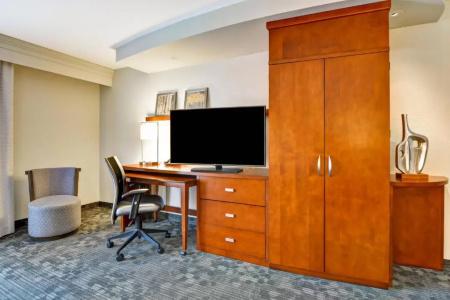 Courtyard by Marriott at Old Town - 44