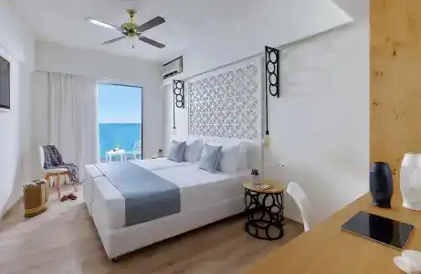 Vasia Boulevard (Adults Only) - 29