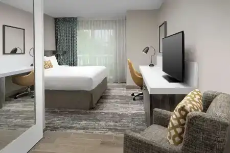 Hilton Garden Inn Miami Brickell South - 76