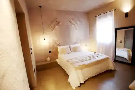 Casa Nostra Luxury Suites - 40