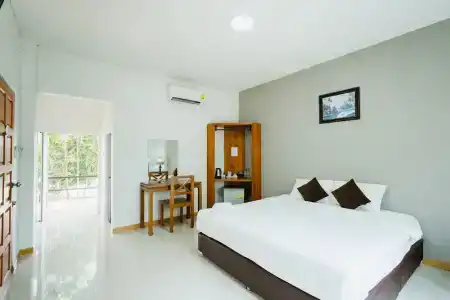 Lamphurai Riverside Resort and Spa - 40