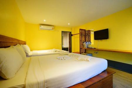 Apple Beachfront Resort - 34