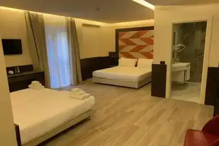 iHs Milano Bocconi - 3
