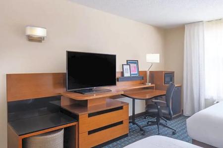 Fairfield Inn West - 55