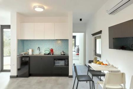 Sunset Studios & Apts - 27