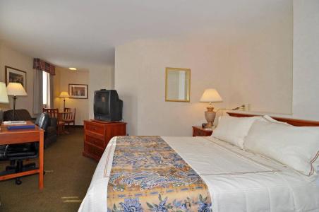 West End Washington DC, Tapestry Collection by Hilton - 6