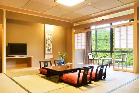Yamanaka Onsen Kagari Kisshotei - 46