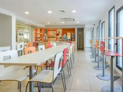Première Classe La Rochelle Centre - Les Minimes - 19