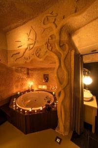 Sunak Cave Boutique - 88
