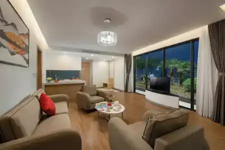 Phat Linh Halong - 133