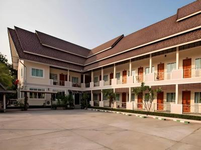 Thon Koon - 44
