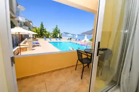Nefeli Beach - living by the sea - 59