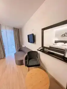 Skilandhouse - 19