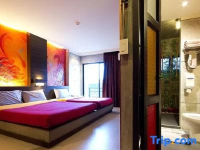 Pak Ping Ing Tang Boutique - 12