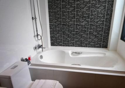Limelight Village - 8