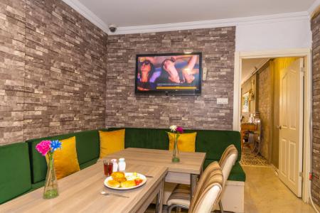 Walnut Shell & Spa - 33