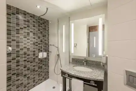 Hampton By Hilton Munich City West - 7
