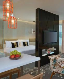 Radisson Bengaluru City Center - 39