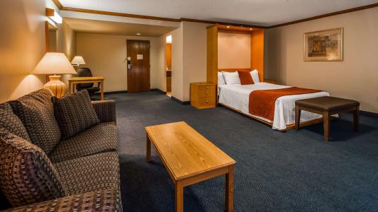 Best Western Plus Guildwood Inn - 3