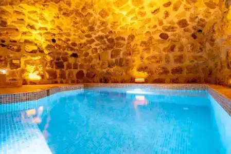 Atilla's Cave - 421