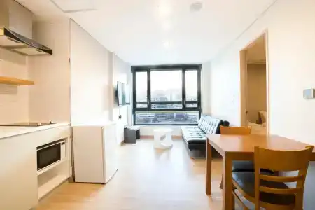 Grid Inn - 3