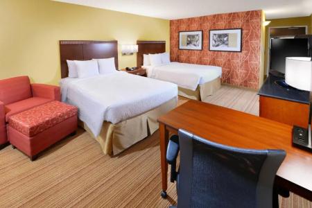 Courtyard by Marriott Dallas in Legacy Park - 29