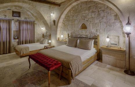 Hera Cave Suites - 39