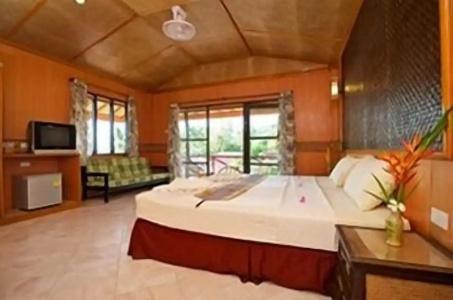 Bow Thong Beach Resort - 1