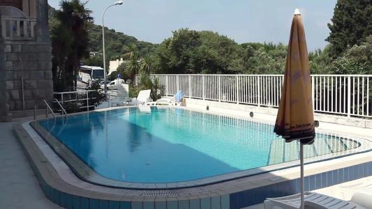 Komodor - 16