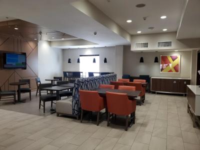 Holiday Inn Express & Suites West - 49