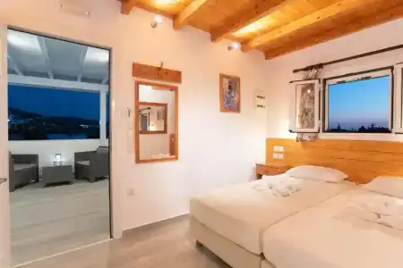Kontaratos Studios & - 214
