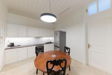 Castellano & Suites - 144