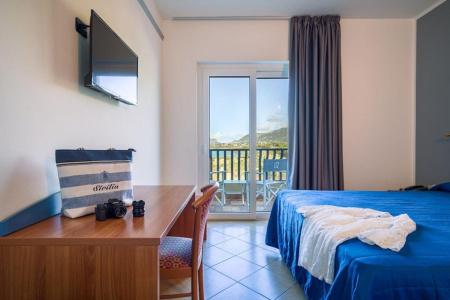 Carlton Riviera - 2