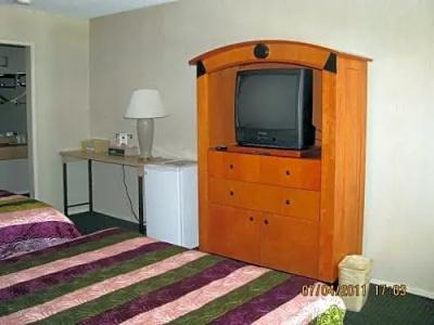 Vagabond Inn - 26