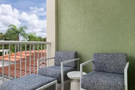 DoubleTree Suites by Hilton - 241