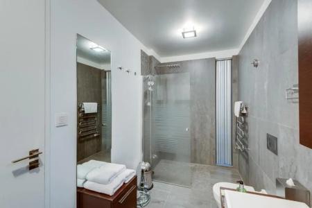 Black Pearl Apartment - 11