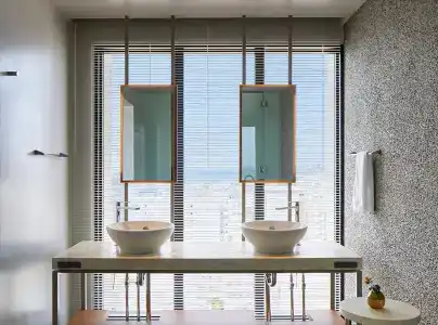 Strata Naha - 28