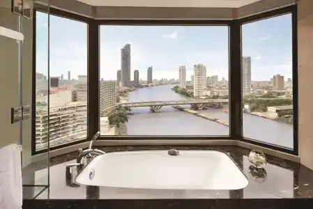 Shangri-La Bangkok - 22