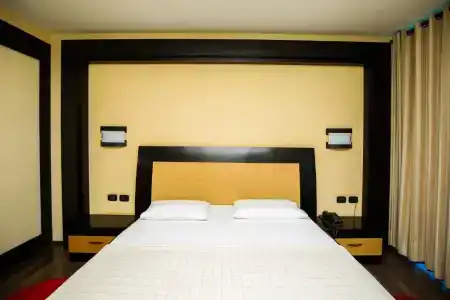 Vlora International - 61