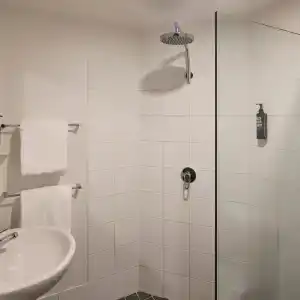 ibis budget East - 9