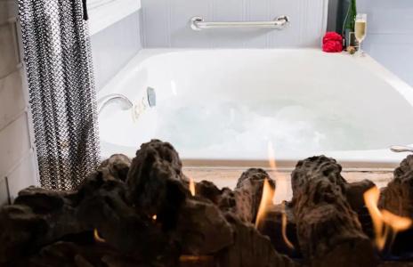 1801 First Luxury Inn - 35