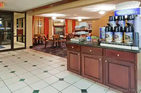 Holiday Inn Express & Suites-Golden Valley, an IHG - 16