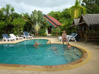 Ladda Resort - 11