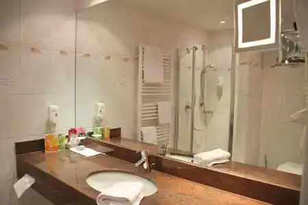 Akzent Atrium Baden - 15
