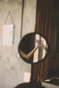 Mona. - 158