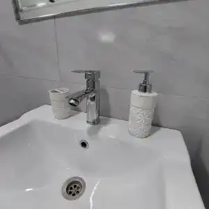 Little Shangri-La - 14